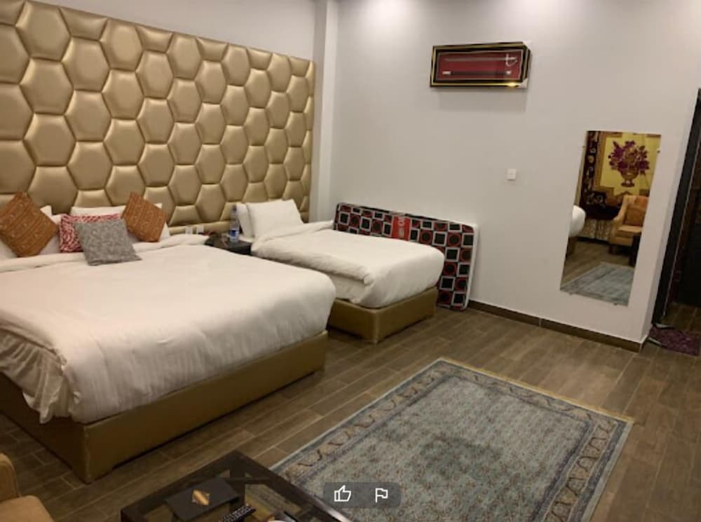 Executive Triple Room photo 1