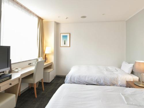 Deluxe Twin Room - Non-Smoking photo 3