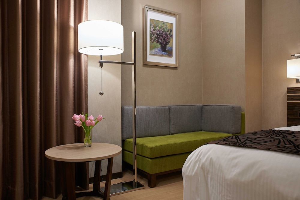 Executive Quadruple Room - Photo 2