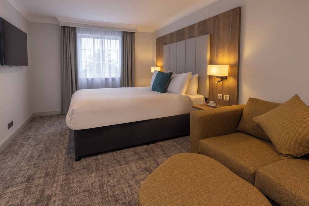 Junior Suite, 1 Queen Bed - Photo 5