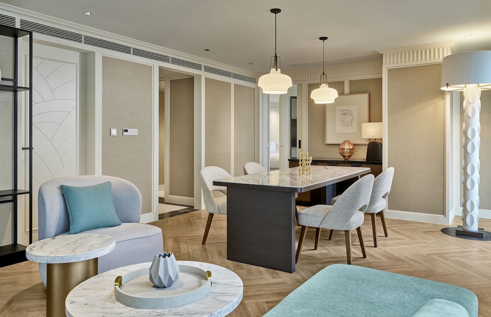 Royal Suite