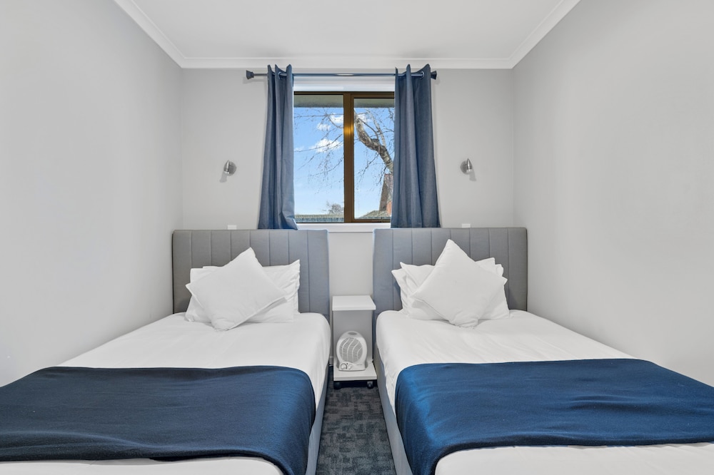 Luxury Apartment, 2 Bedrooms, Kitchenette photo 3