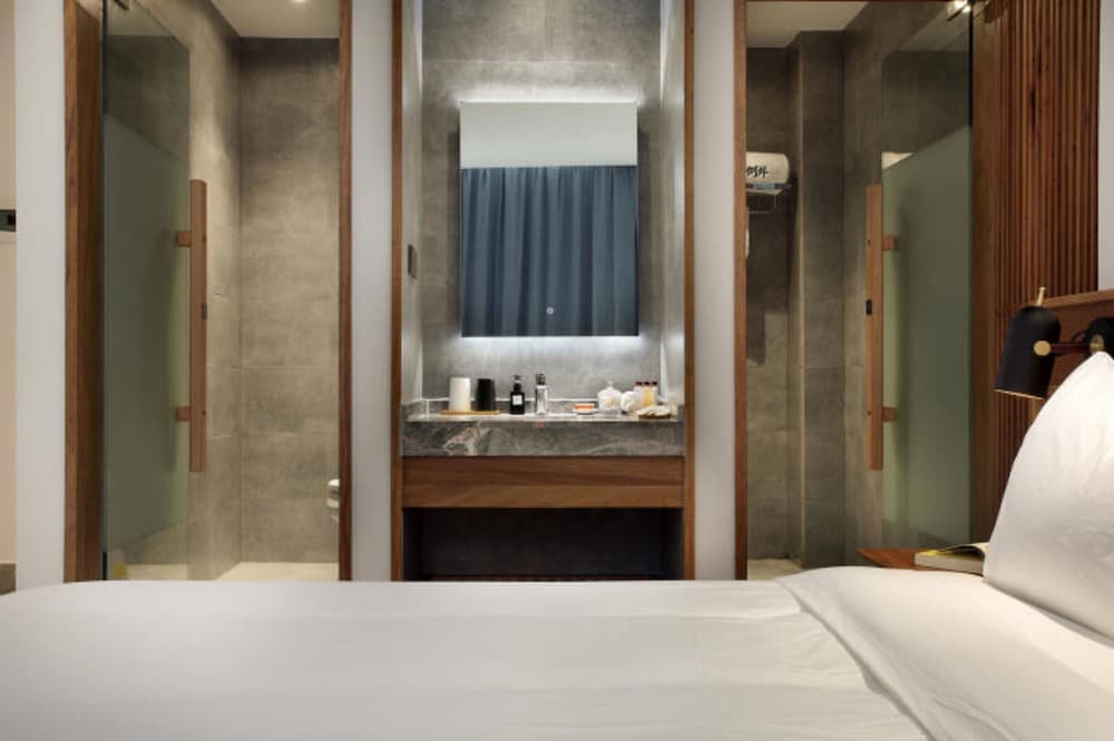 Standard Double Room, River View photo 3