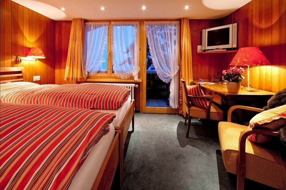 Double Room (South) photo 2