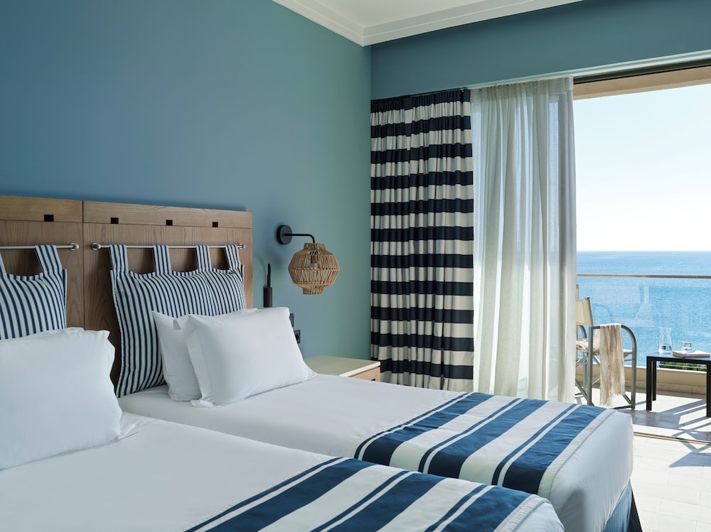 Superior Room, Sea View - Photo 2