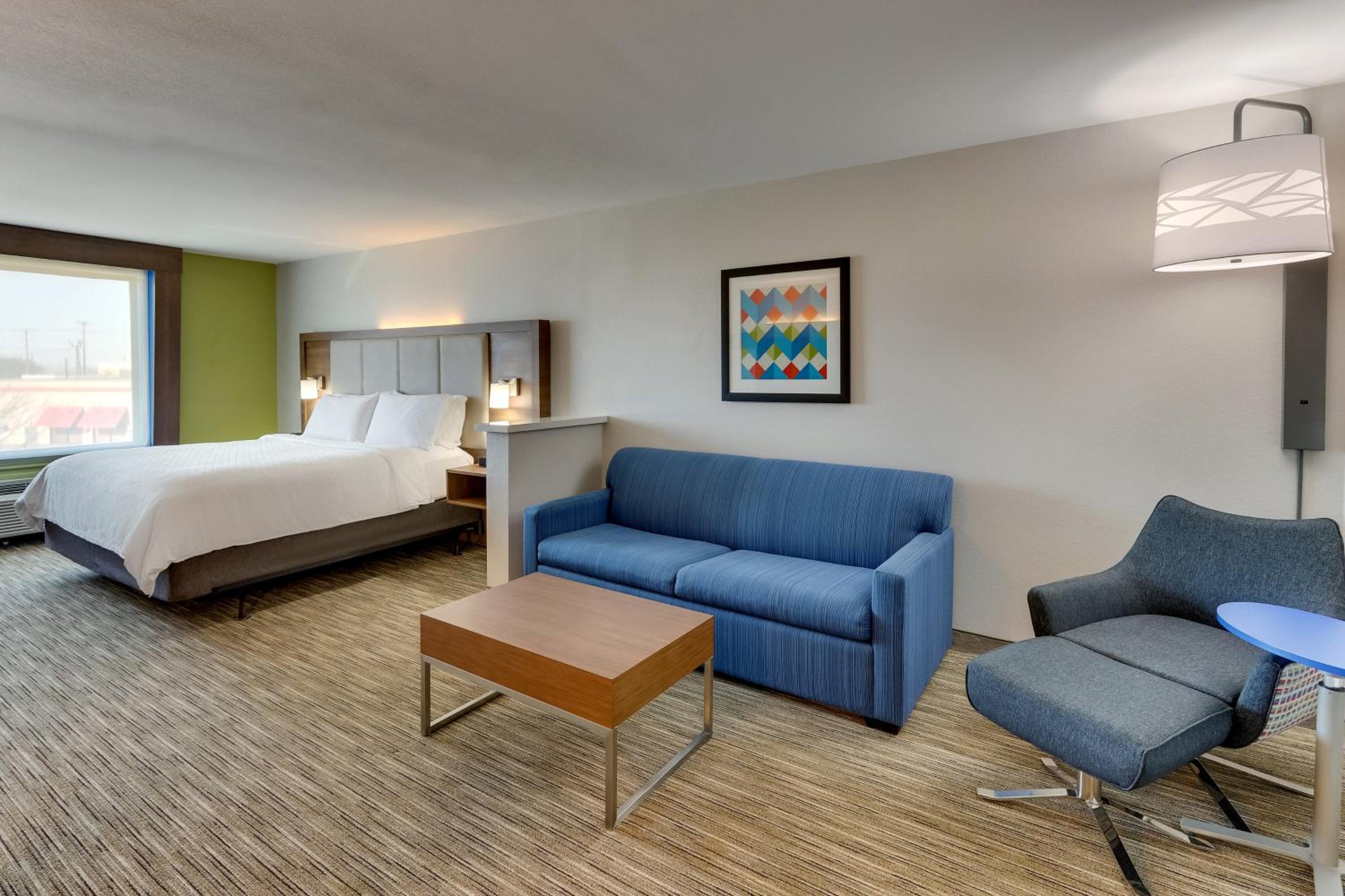 King Suite with Sofa Bed - Photo 7
