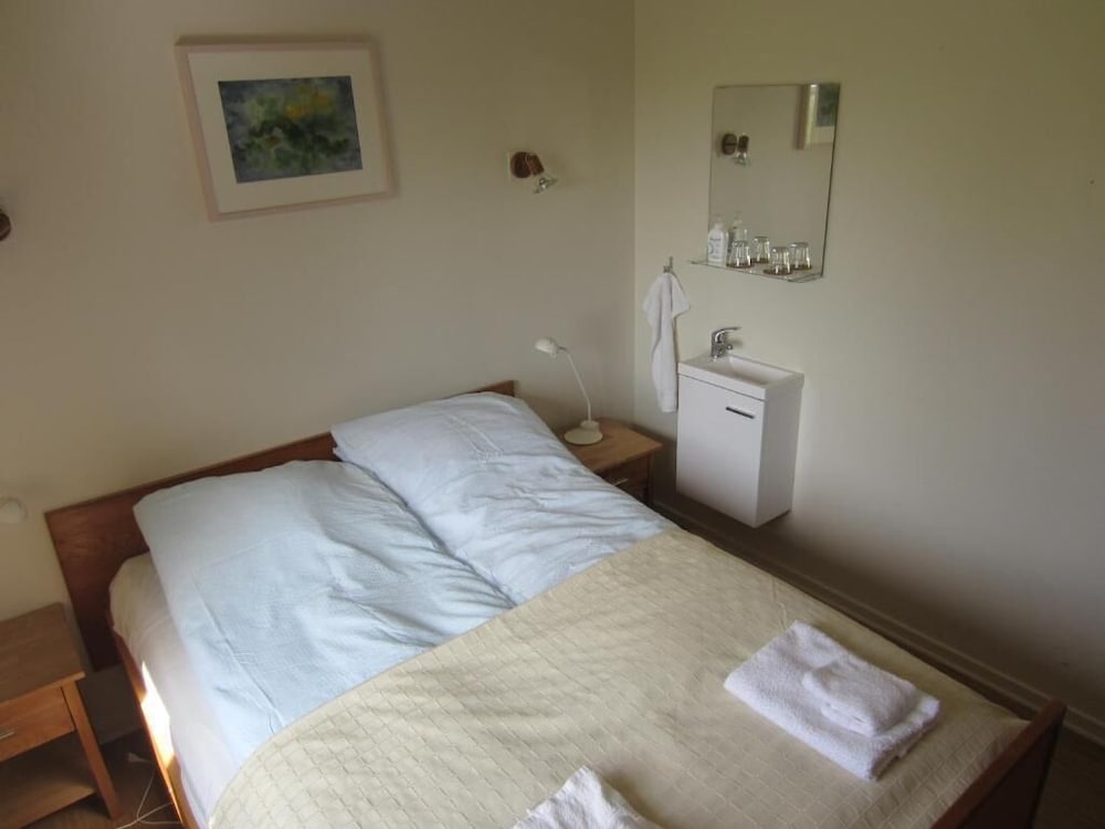 Double or Twin Room, Shared Bathroom photo 2