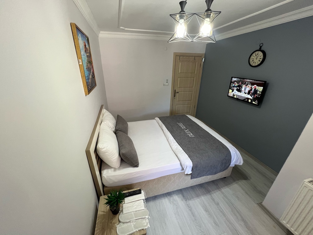 Basic Double Room photo 2