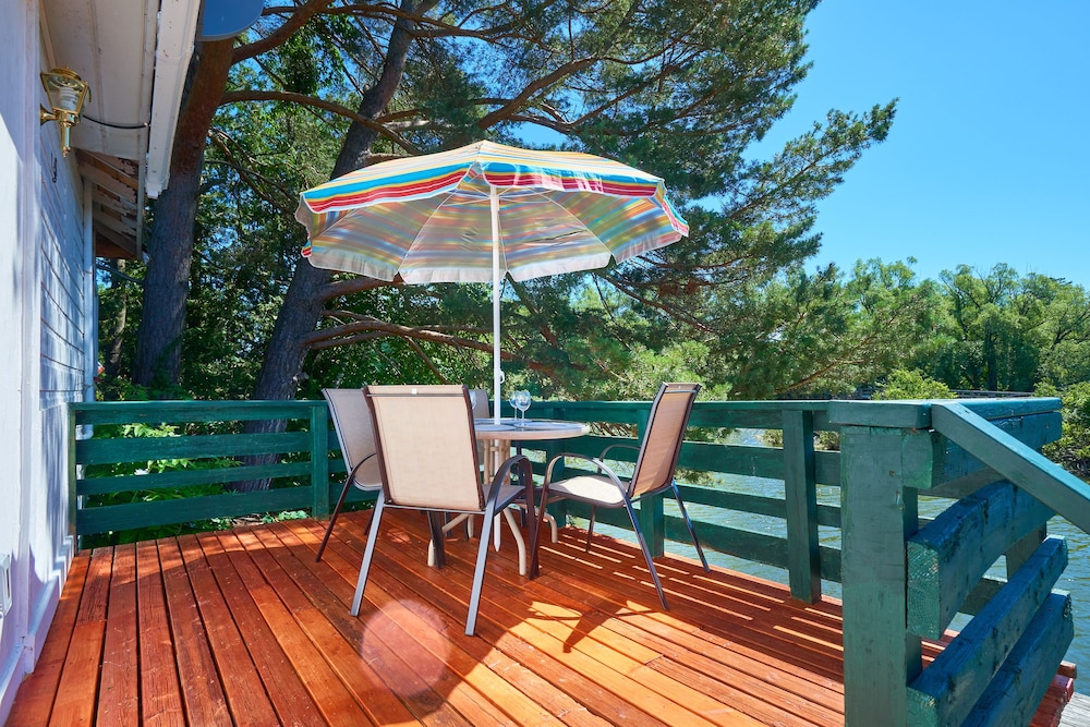 Family Cottage, 2 Bedrooms, Garden View photo 3