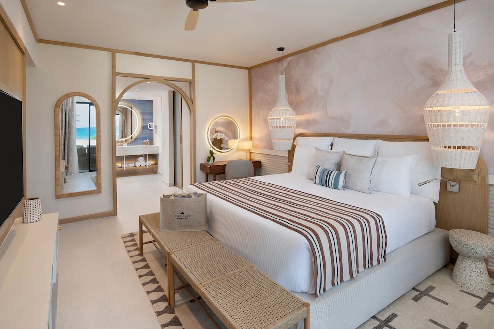Preferred Club Master Suite Ocean Front - Photo 1