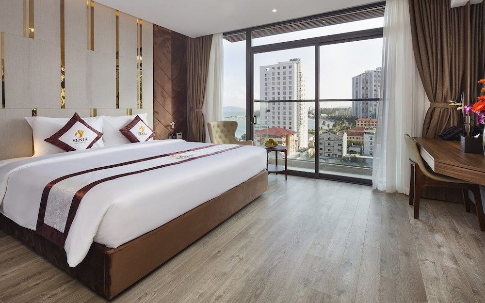 Senior Deluxe Sea Twin Room or Double Room, Balcony photo 1
