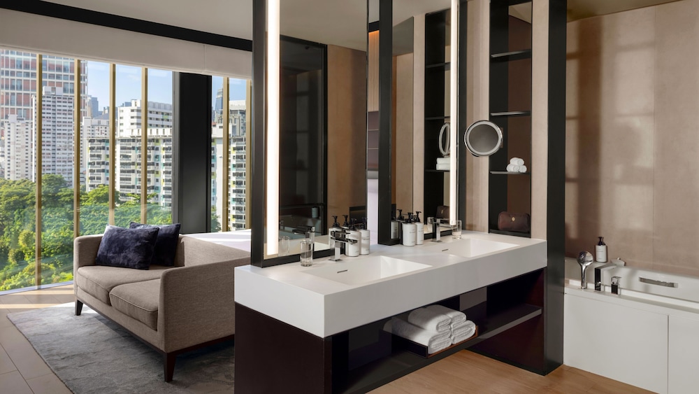 Junior Suite, 1 King Bed