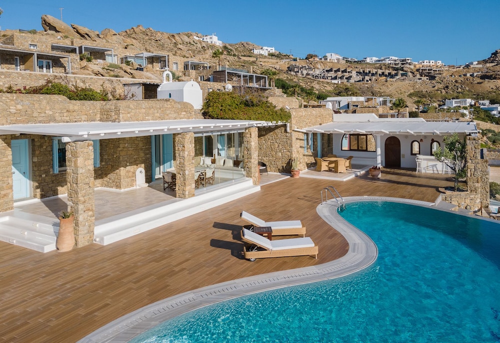 Executive Villa, Sea View