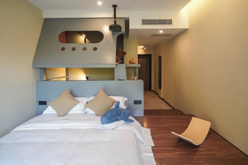 Family Triple Room, Multiple Beds, Balcony, Hill View photo 1
