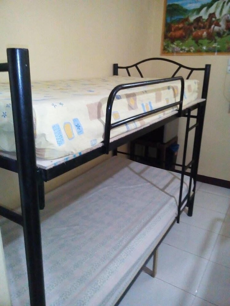 Budget Triple Room photo 3