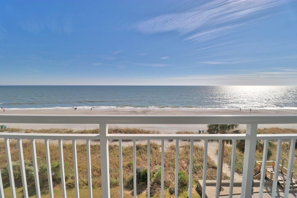 Condo, 2 Bedrooms