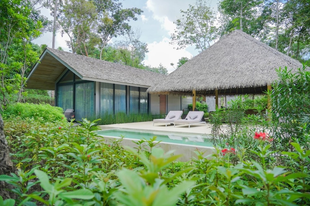 One-Bedroom Reserve Pool Villa with Round-Trip Boat Transfer