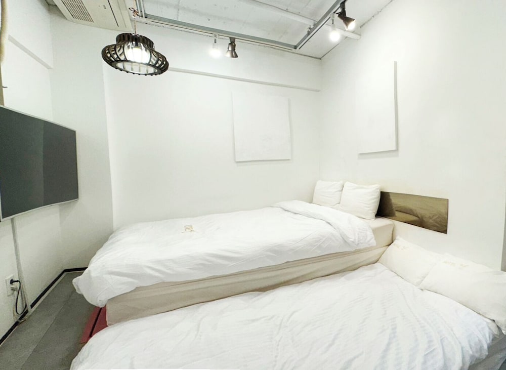 Signature Triple Room - Photo 3