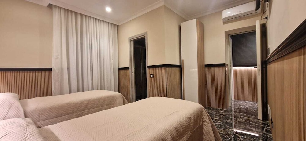 Double Room, 2 Twin Beds