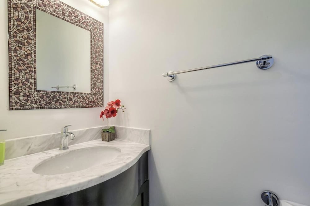 House photo 2