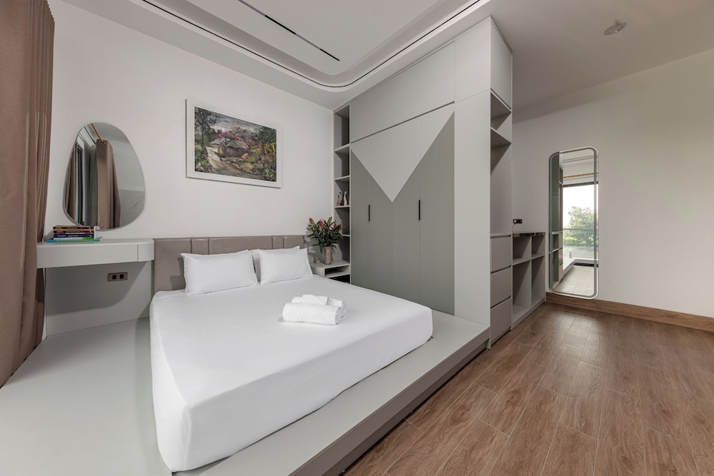 Family Twin Room, 2 Bedrooms, Balcony photo 3