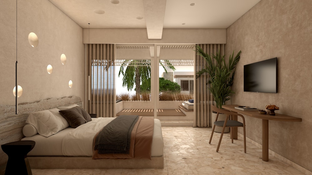 Serenity Suite With Outdoor Hydromassage Bathtub