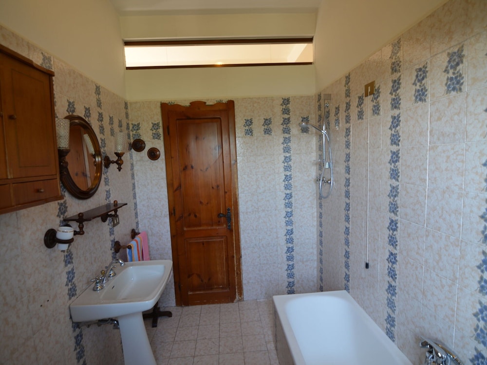 Comfort House, 3 Bedrooms photo 2