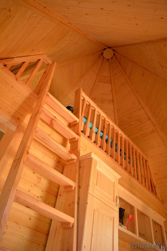 Family Cabin, 2 Bedrooms photo 3