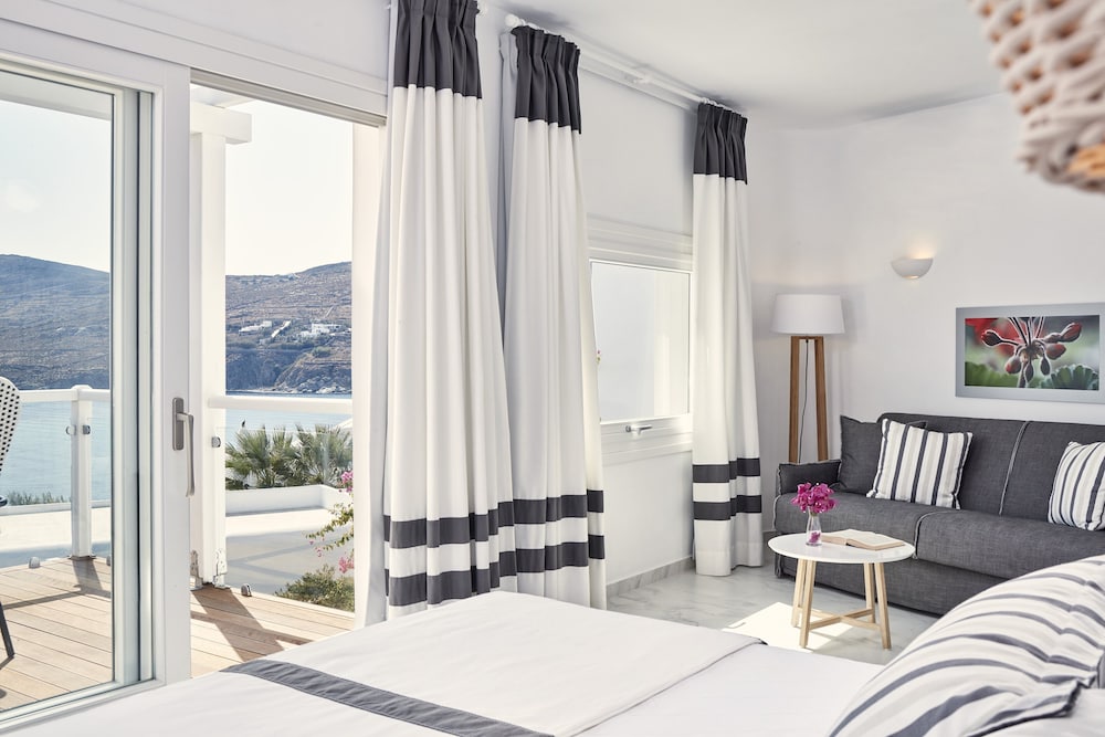 Junior Suite, 1 Double Bed, Sea View - Photo 4