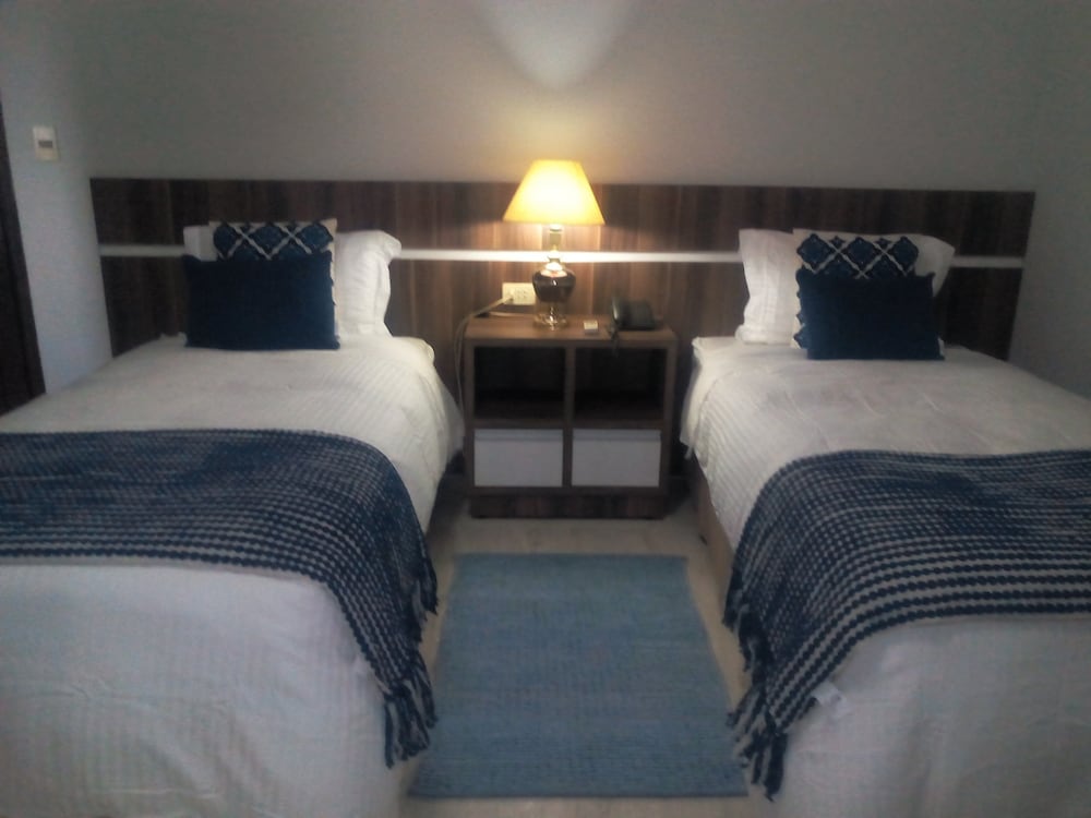 Executive Room photo 2