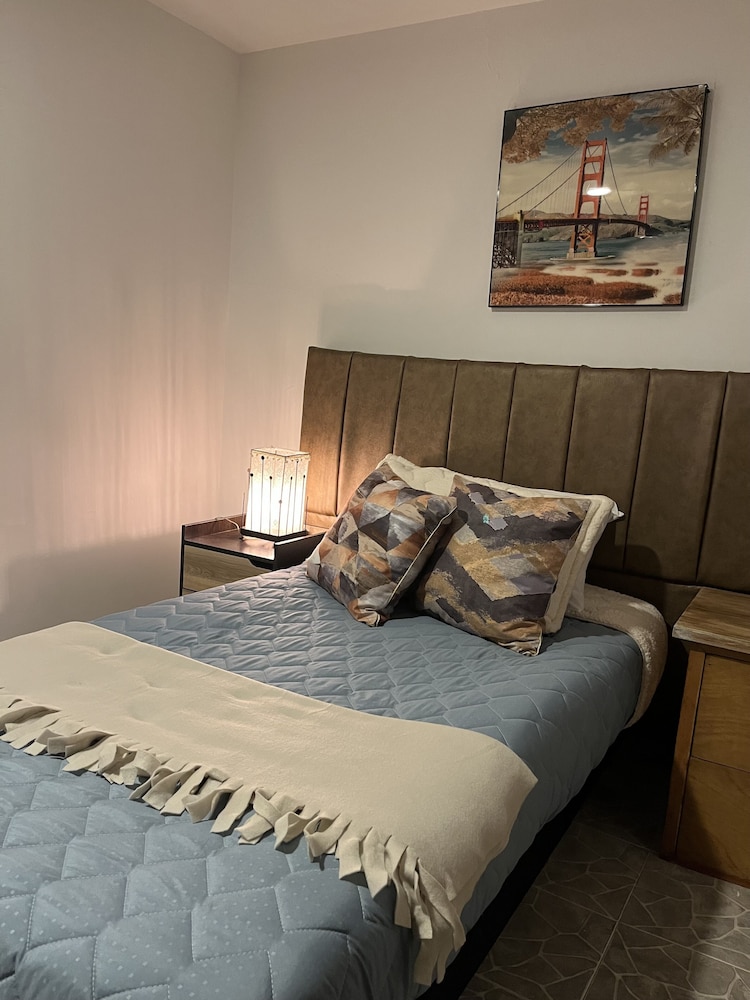 Economy Room