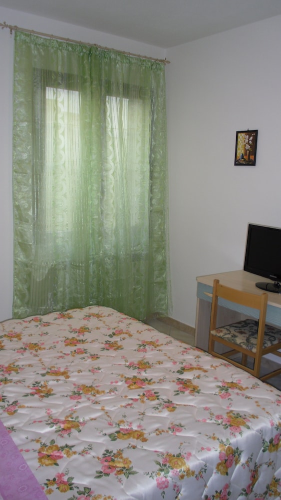 Double or Twin Room photo 3