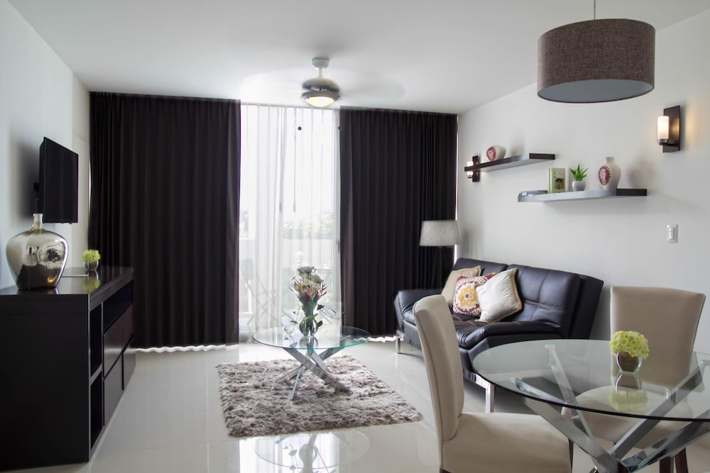 Premium Suite, 1 Bedroom, Kitchenette, Garden View