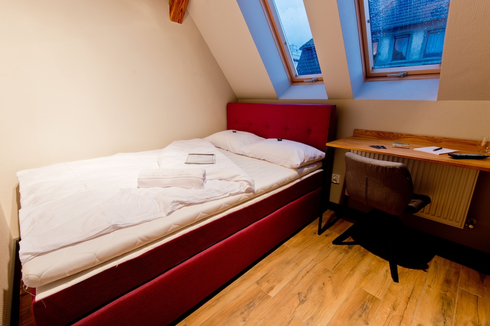 Single Room photo 1