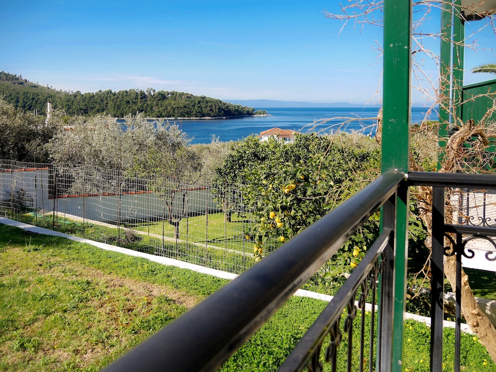 Chambre Standard, vue partielle sur la mer