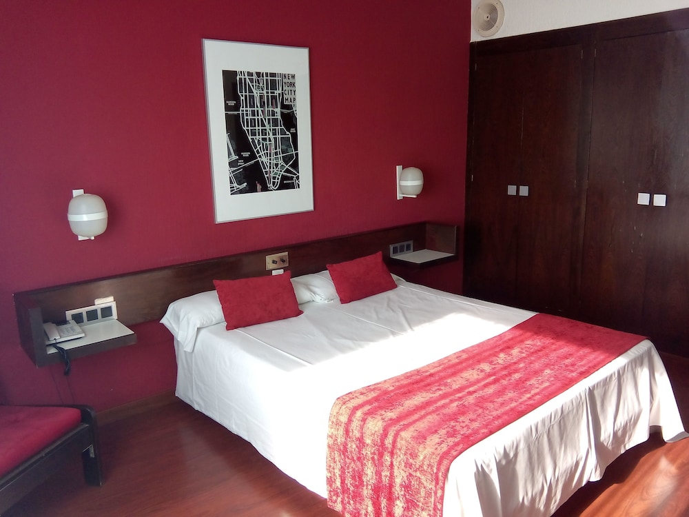 Double or Twin Room photo 2