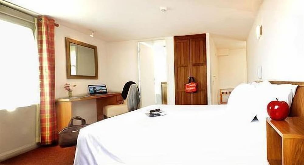 Standard Double or Twin Room, 1 Double or 2 Twin Beds photo 1