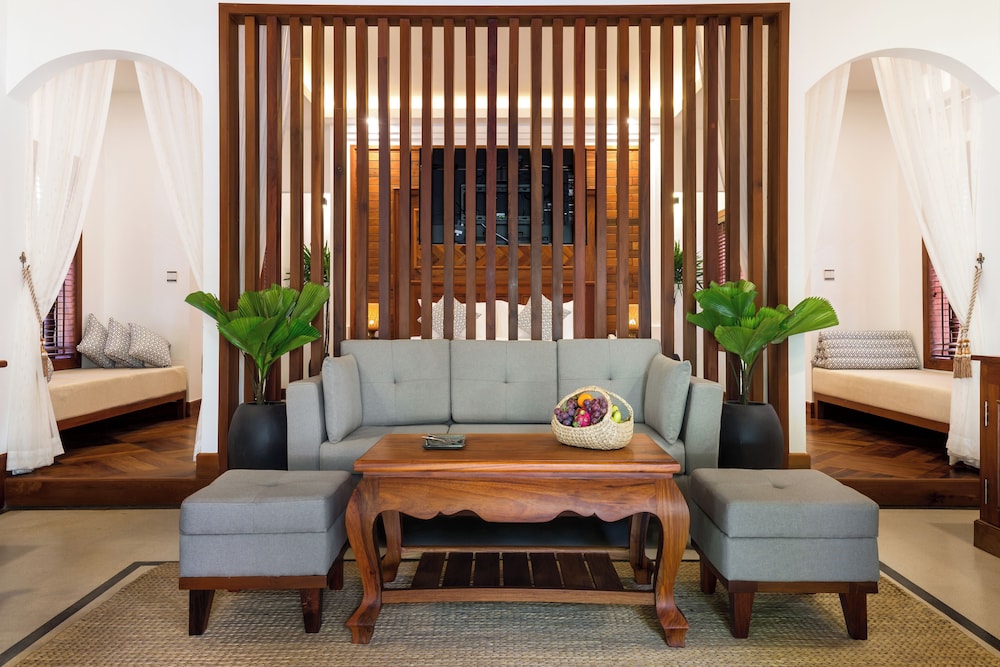 Villa Suite with Pool Access