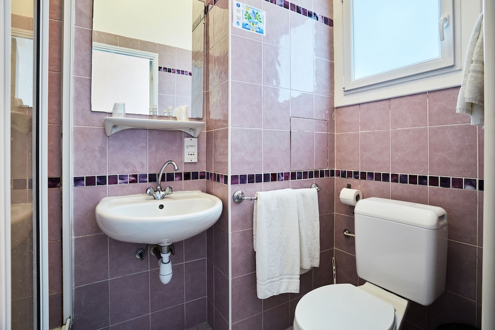 Double Room, Private Bathroom photo 3