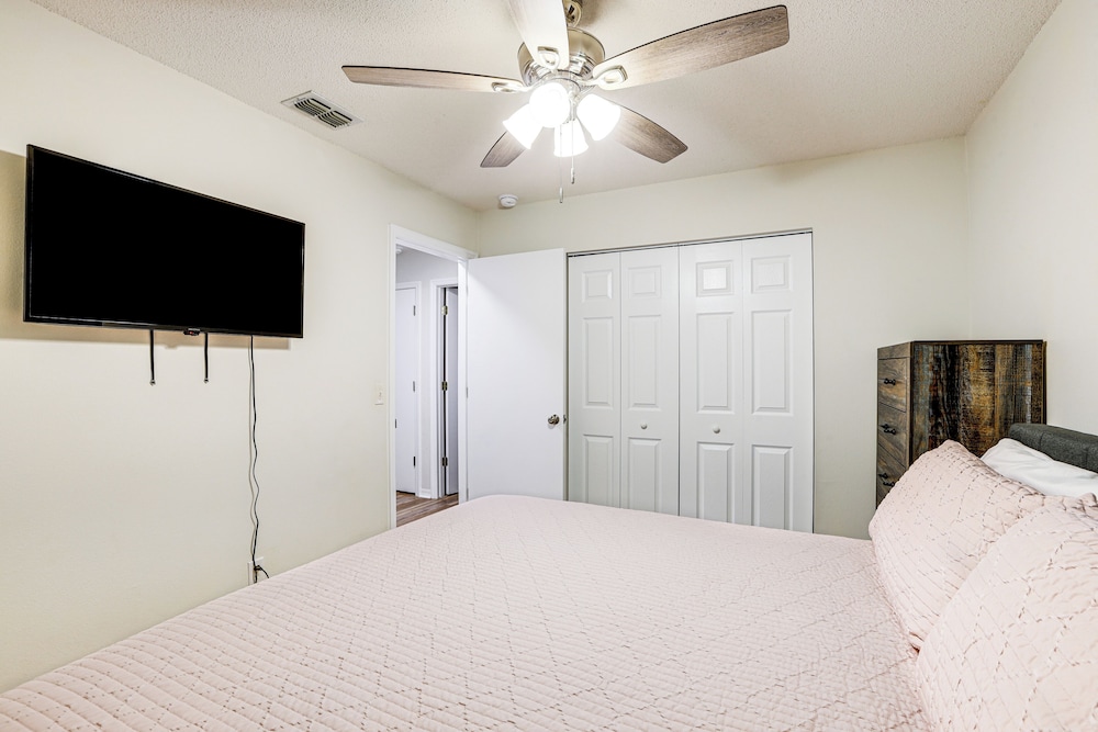 House (2 Bedrooms) photo 3