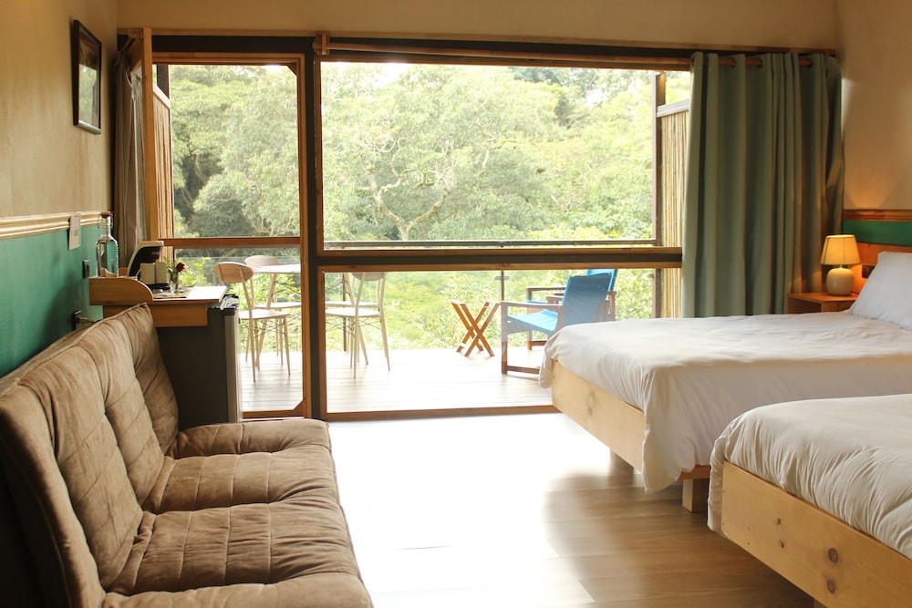 Panoramic Quadruple Room, 2 Double Beds, Mountain View photo 3