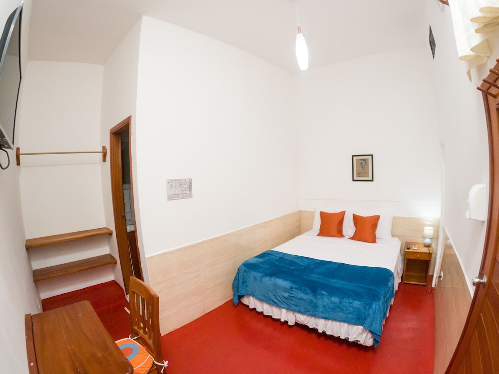 Standard Double Room photo 2