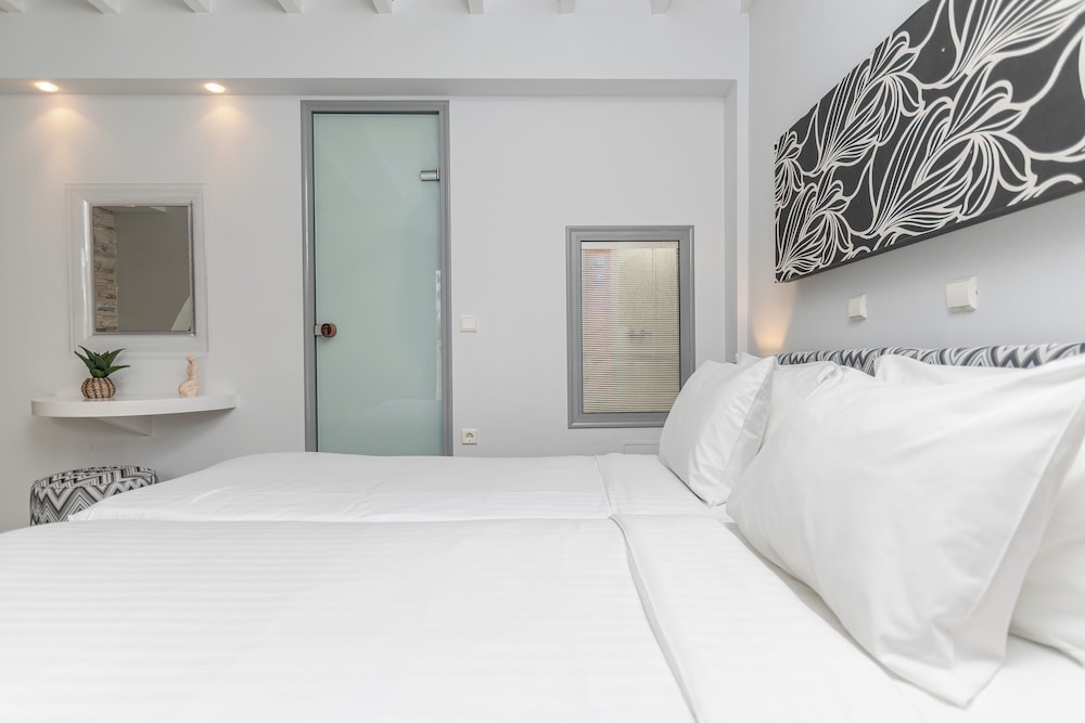 Superior Room, Garden View - Photo 2
