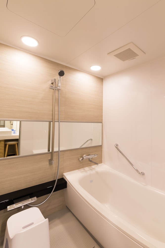 Deluxe Double Room (Room Only) Non Smoking photo 3