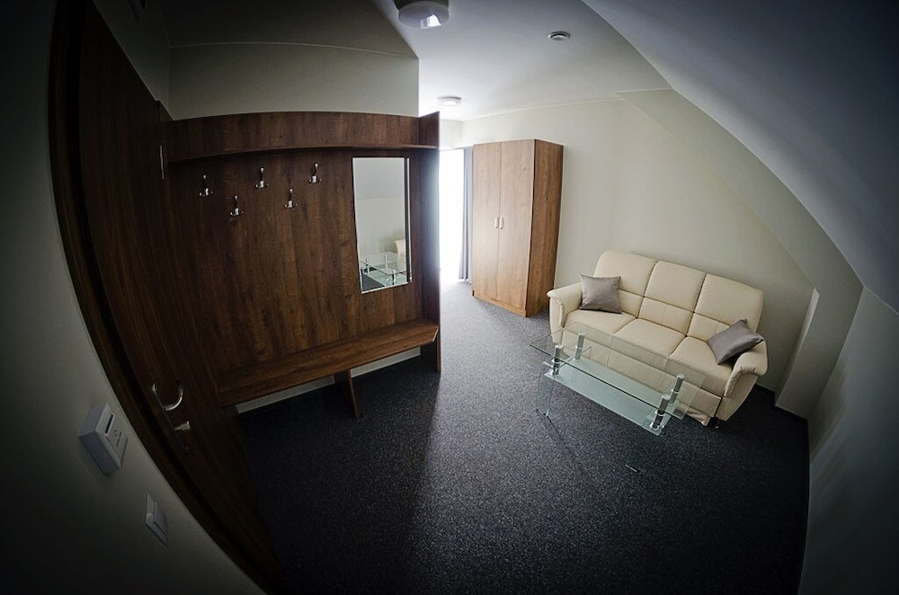 Quadruple Room, Private Bathroom - Photo 2