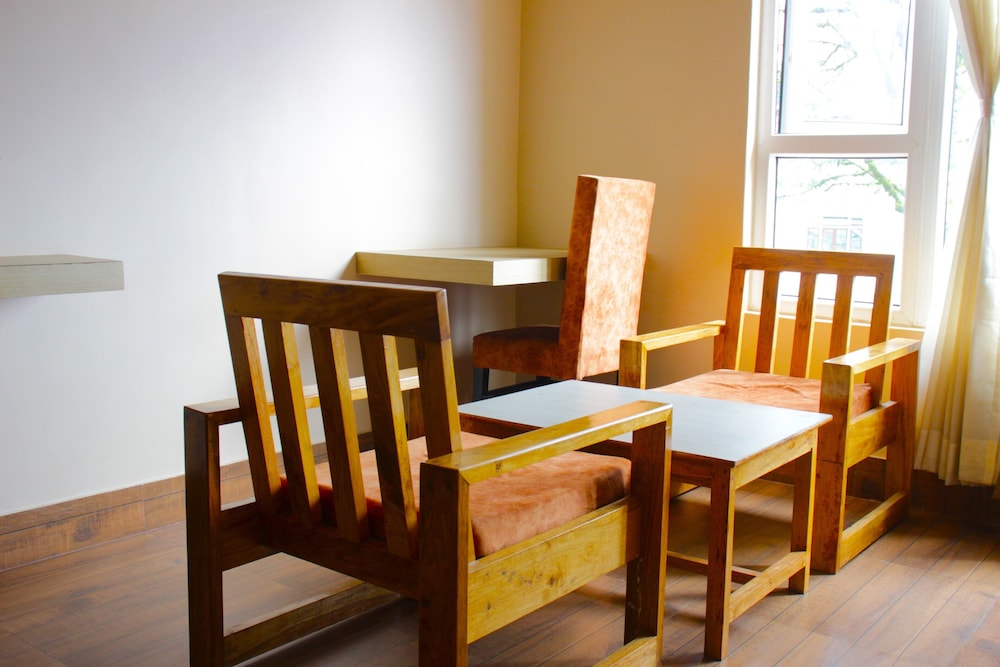 Standard Room - Photo 7