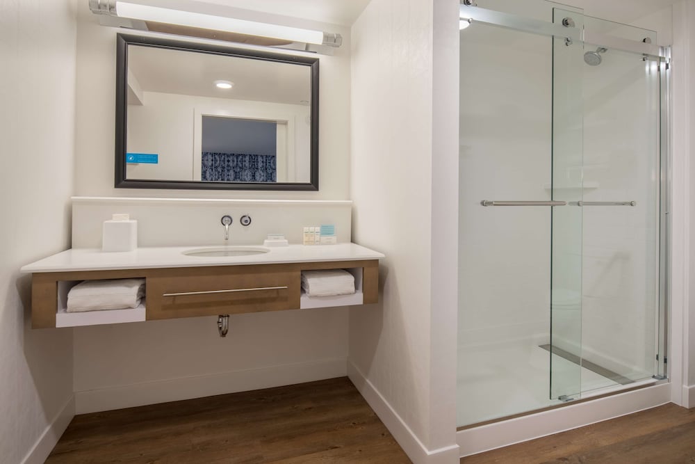 Studio Suite, 2 Queen Beds, Sofa Bed