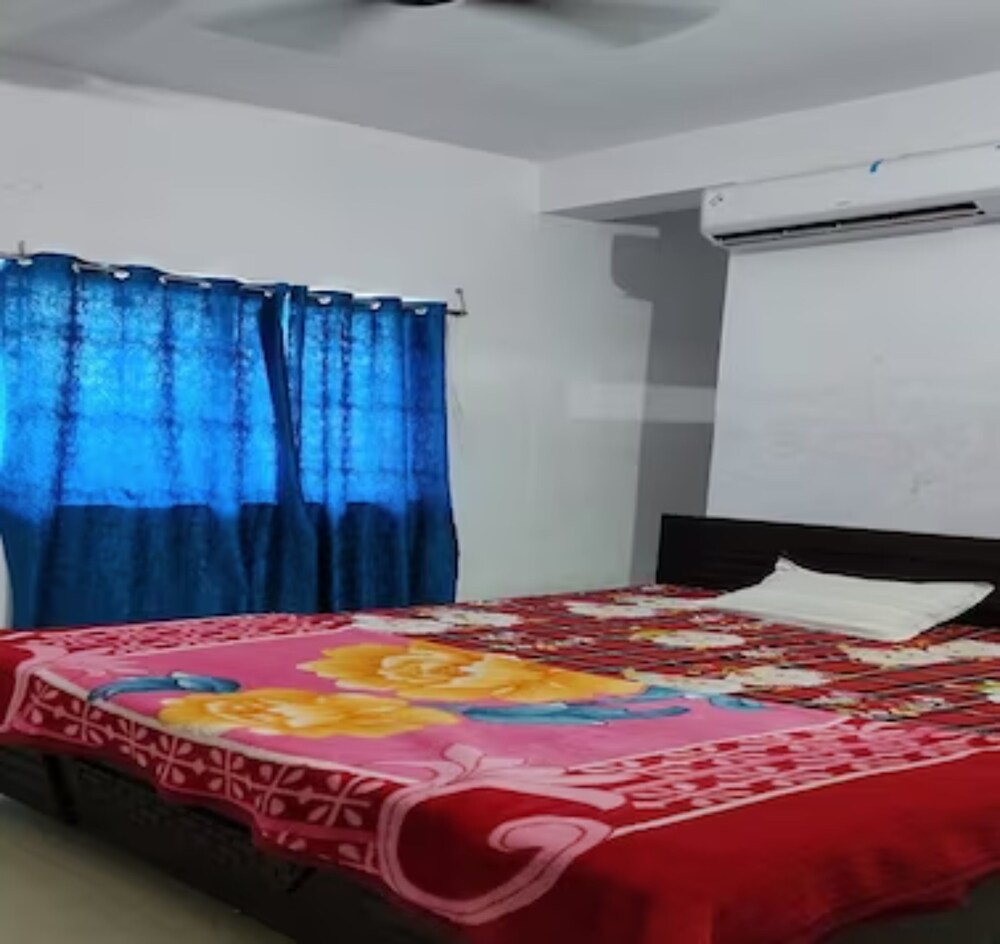 Standard Double Room, City View - Photo 7