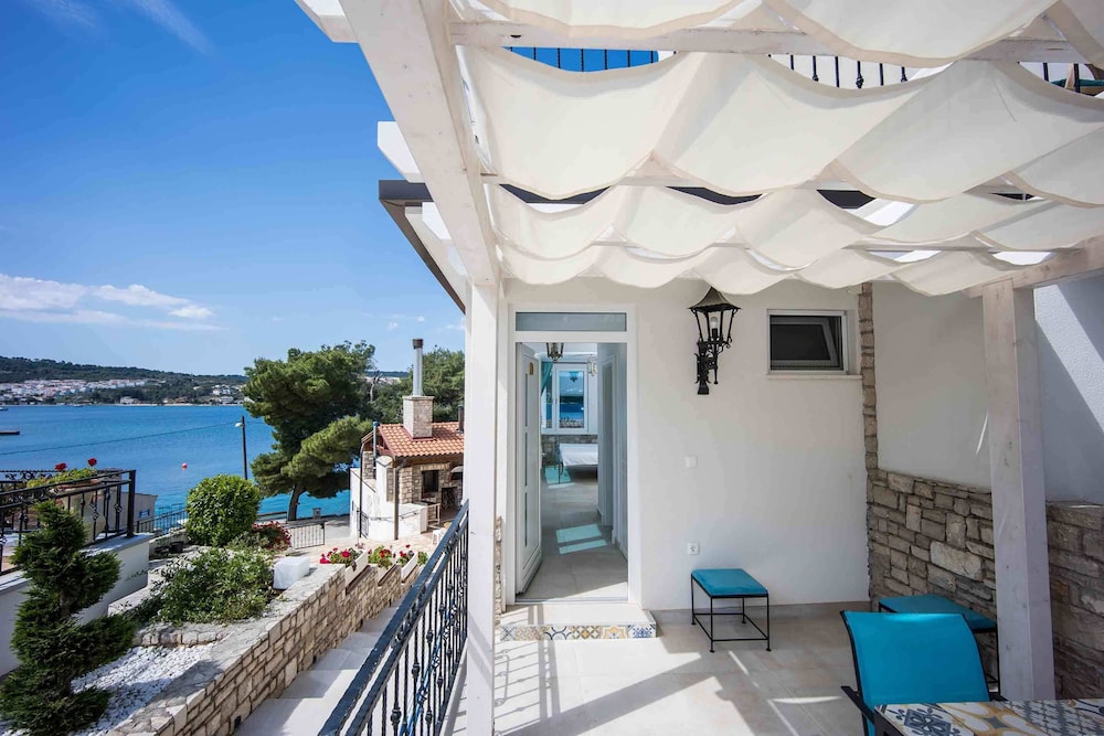 Panoramic Double Room, 1 Queen Bed, Sea View photo 3