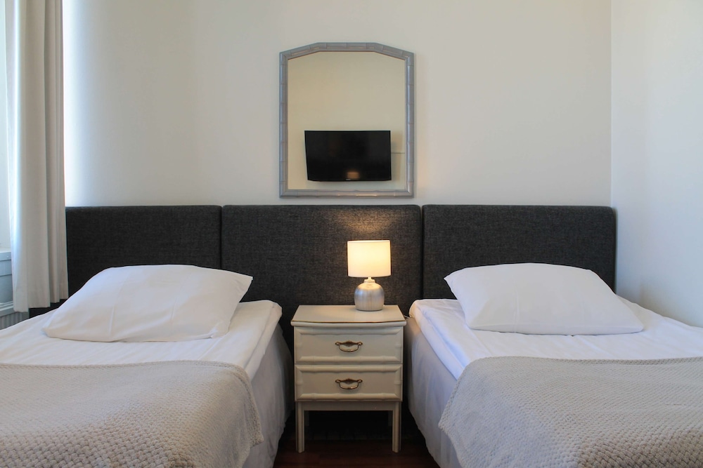 Standard Room, 2 Twin Beds, Non Smoking, Sauna - Photo 25